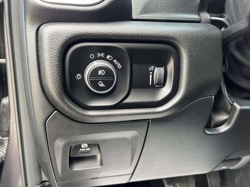 New 2026 RAM 1500 Express AWD/4WD image 13
