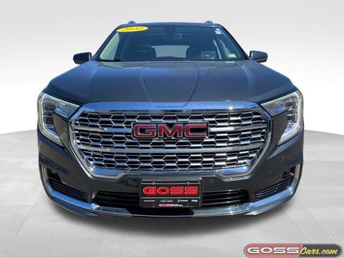 Used 2022 GMC Terrain Denali w/ LPO, Floor Liner Package AWD/4WD image 2