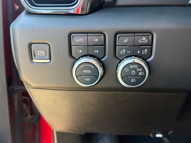 Used 2024 GMC Sierra 1500 AT4 AWD/4WD image 14