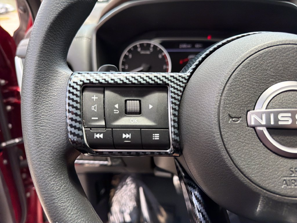 Certified 2023 Nissan Rogue SV FWD image 22