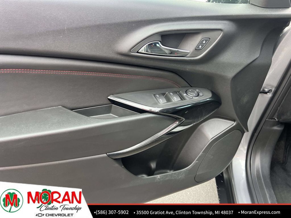 Certified 2024 Chevrolet Trax RS w/ Driver Confidence Package FWD image 15