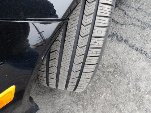 Used 2013 Mercedes-Benz C 250 Sport image 24