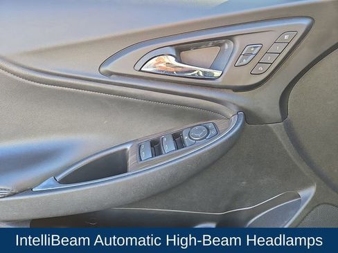 Used 2017 Chevrolet Malibu Premier w/ Premier Sun and Wheel Package image 16