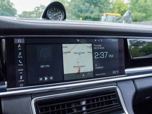 Used 2020 Porsche Panamera 4 AWD/4WD image 18