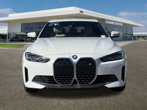 Certified 2023 BMW i4 eDrive40 w/ Premium Package image 3