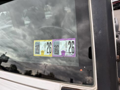 Used 2016 Jeep Wrangler Unlimited Rubicon image 31