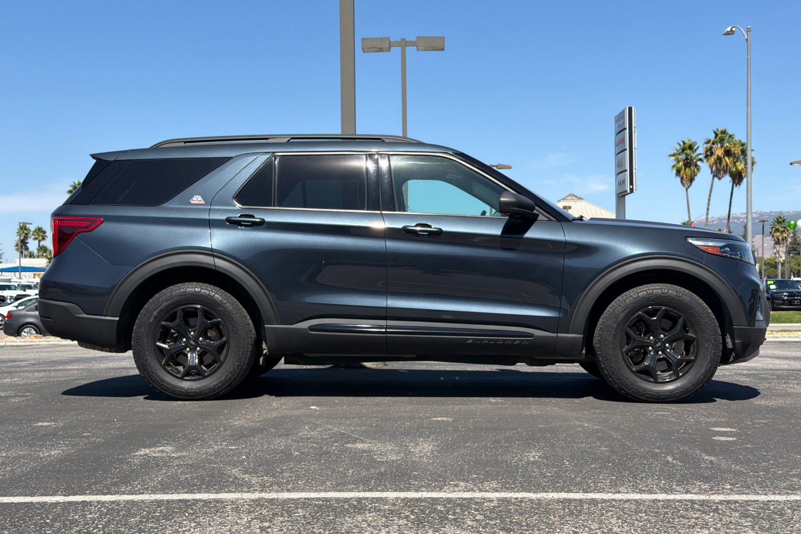 Used 2022 Ford Explorer Timberline AWD/4WD image 3