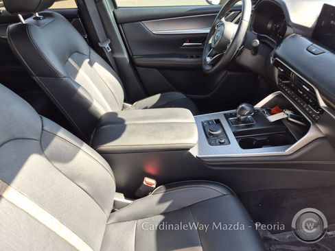 Certified 2025 MAZDA CX-70 Plug-In Hybrid w/ Premium Plus AWD/4WD image 17