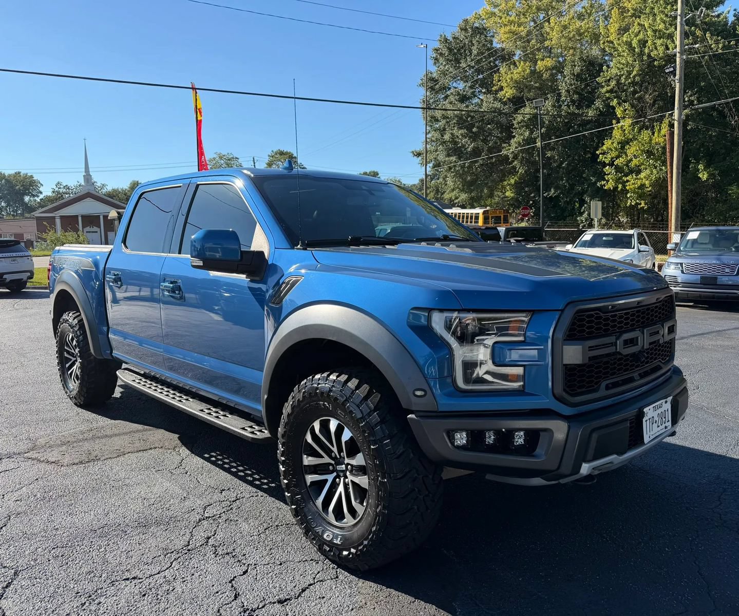 Used 2019 Ford F150 Raptor w/ Equipment Group 802A Luxury AWD/4WD image 4