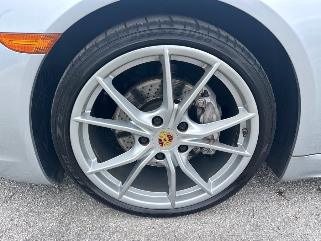 Used 2018 Porsche 718 Boxster RWD image 18