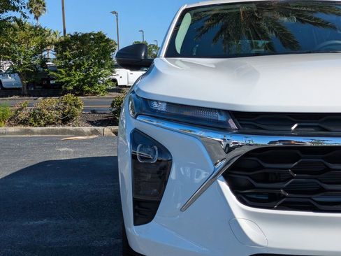 New 2026 Chevrolet Trax LS w/ Driver Confidence Package image 10