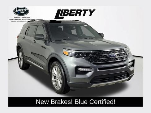 Certified 2023 Ford Explorer XLT w/ Equipment Group 202A AWD/4WD image 1