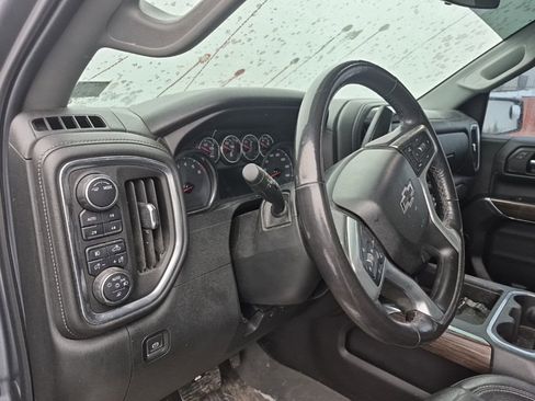 Used 2020 Chevrolet Silverado 1500 LT Trail Boss image 10