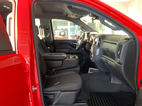 Used 2022 Chevrolet Silverado 1500 Custom image 16