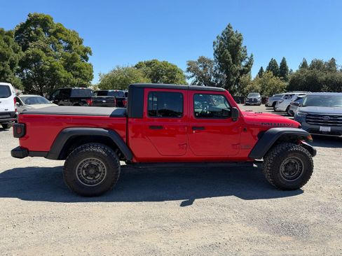 Used 2021 Jeep Gladiator Mojave w/ Trailer Tow Package AWD/4WD image 6