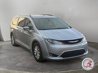 Used 2018 Chrysler Pacifica Touring-L
