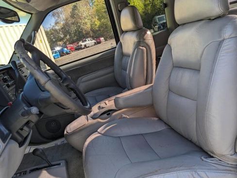 Used 1997 GMC Sierra 1500 4x4 Extended Cab w/ Image Max Pkg image 8