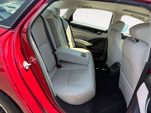 Used 2018 Honda Accord EX-L image 18