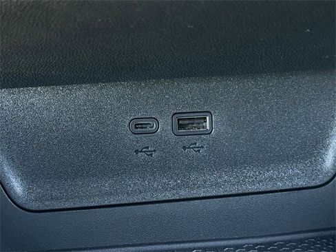 New 2026 Chevrolet Equinox LT image 19