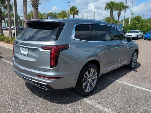 Used 2025 Cadillac XT6 Premium Luxury w/ LPO, Floor Liner Package FWD image 8