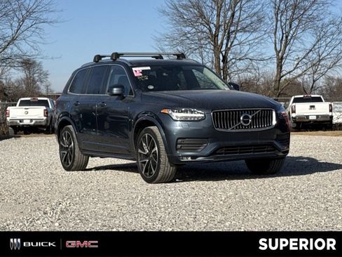 Used 2020 Volvo XC90 T6 Momentum image 1