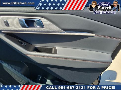 New 2026 Ford Explorer Active image 16