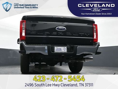 New 2025 Ford F250 XL w/ XL Chrome Package image 31