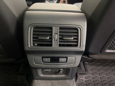 Certified 2023 Audi Q5 2.0T Premium w/ Convenience Package image 16