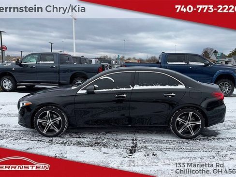 Used 2022 Mercedes-Benz A 220 4MATIC image 4