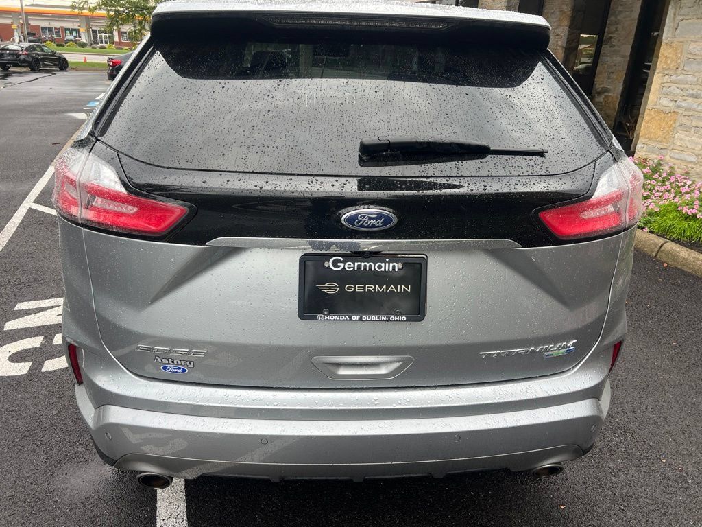Used 2020 Ford Edge Titanium w/ Equipment Group 301A AWD/4WD image 6