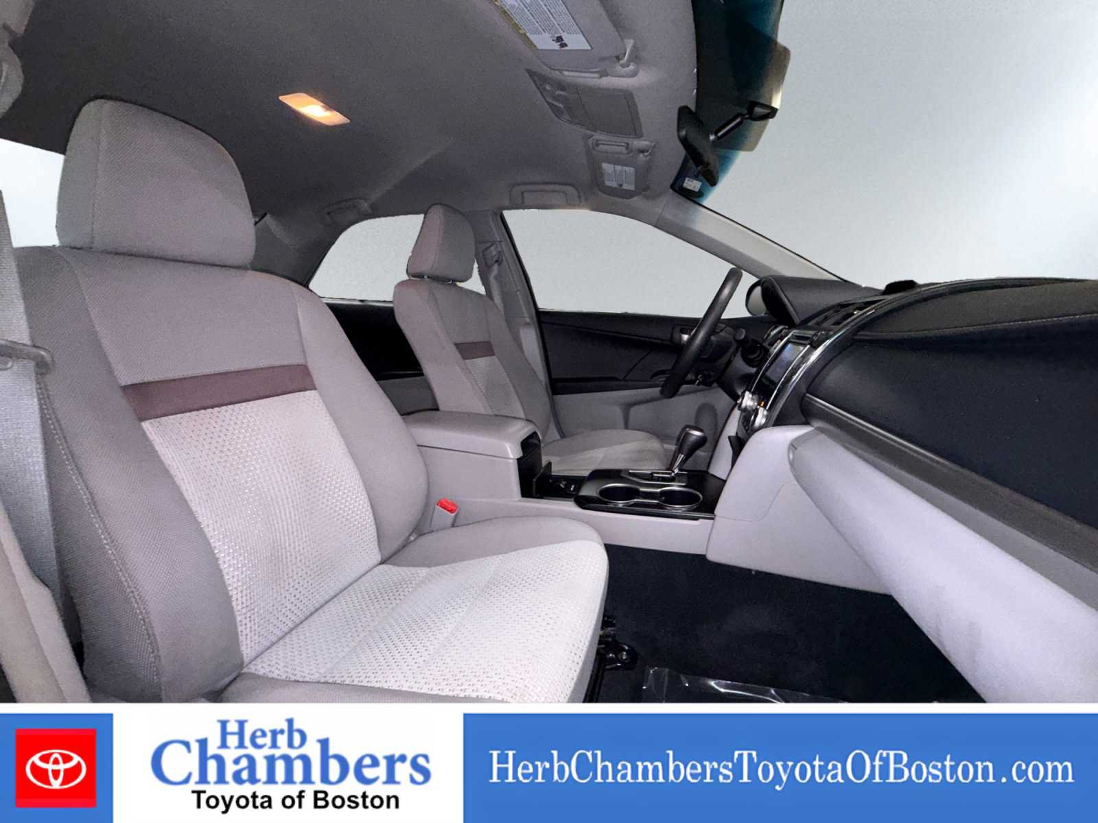 Used 2012 Toyota Camry LE FWD image 18