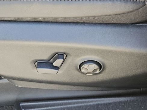 New 2026 Chrysler Pacifica Select image 27