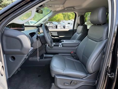 New 2027 Ford Expedition Max Active AWD/4WD image 15