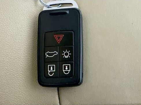 Used 2016 Volvo S80 T5 Platinum image 35