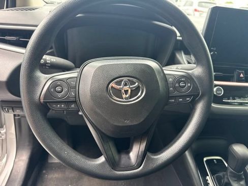 Used 2026 Toyota Corolla LE FWD image 9