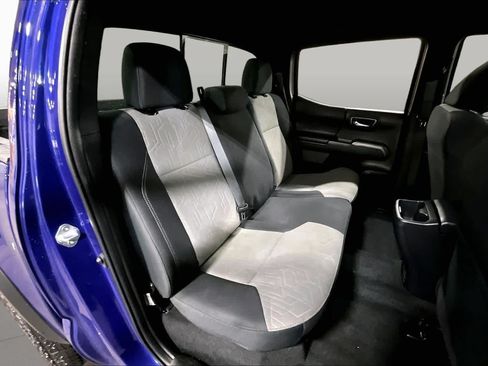 Used 2023 Toyota Tacoma TRD Off-Road AWD/4WD image 20