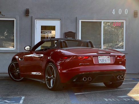 Used 2014 Jaguar F-TYPE S RWD image 10