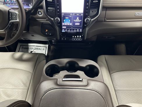 Used 2025 RAM 2500 Laramie image 36