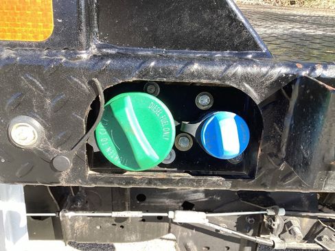 Used 2022 Ford F250 XL w/ Power Equipment Group image 11