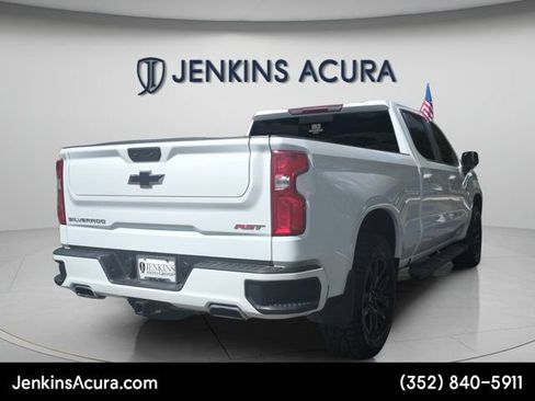 Used 2023 Chevrolet Silverado 1500 RST AWD/4WD image 3