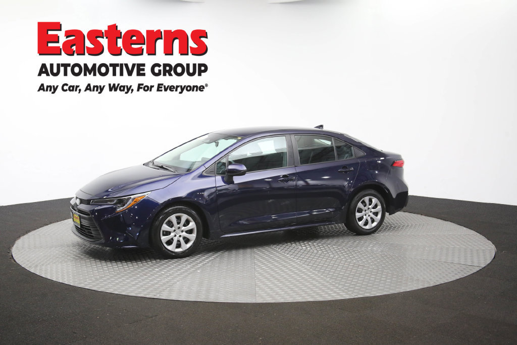 Used 2024 Toyota Corolla LE FWD image 58