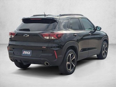 Used 2022 Chevrolet TrailBlazer RS w/ Convenience Package FWD image 5