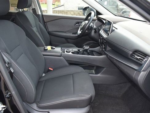 Used 2023 Nissan Rogue S AWD/4WD image 25
