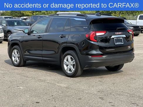 Certified 2024 GMC Terrain SLE w/ Driver Convenience Package AWD/4WD image 3