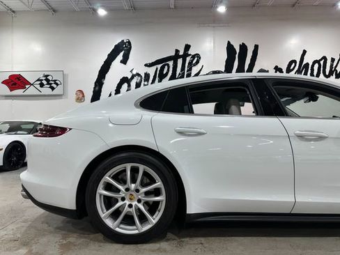 Used 2017 Porsche Panamera 4S w/ Sport Package image 4