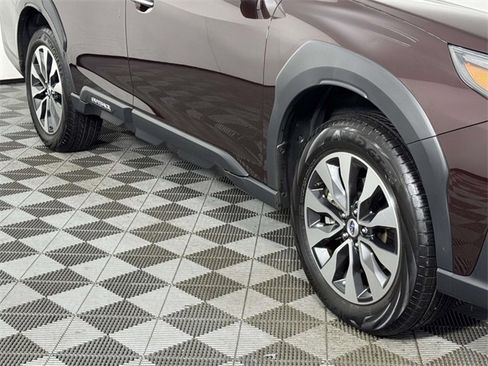 Used 2025 Subaru Outback Touring XT image 12