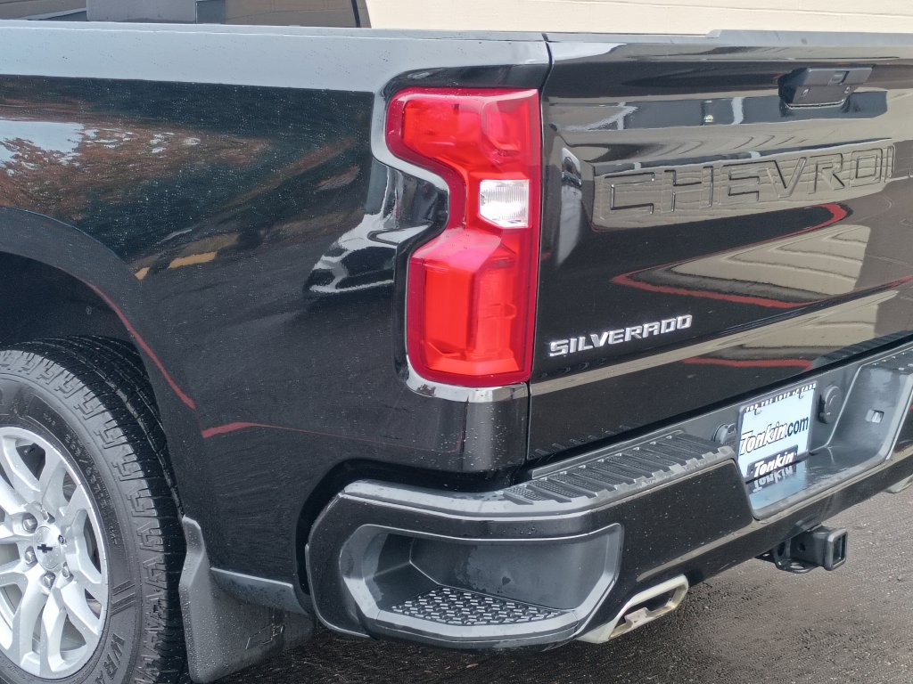 Used 2022 Chevrolet Silverado 1500 RST w/ Convenience Package II AWD/4WD image 6
