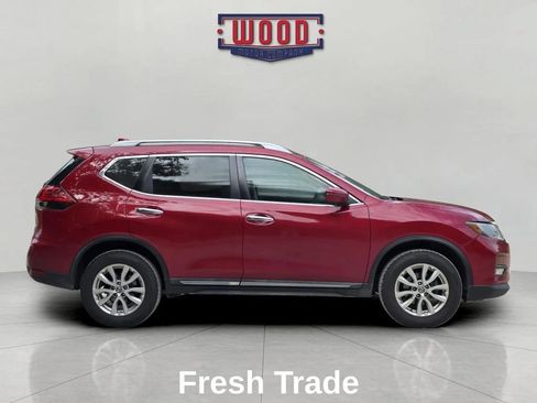 Used 2017 Nissan Rogue SL AWD/4WD image 2