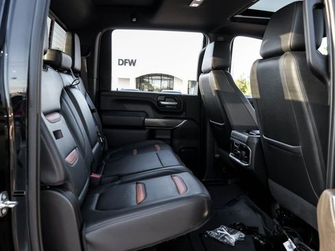 Used 2021 GMC Sierra 2500 AT4 w/ AT4 Premium Plus Package image 37