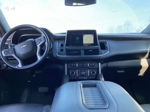 Used 2023 Chevrolet Suburban LT image 14